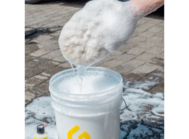 Gloss Factory Wool Wash Mitt Eksklusiv og skånsom vaskehanske i ull 