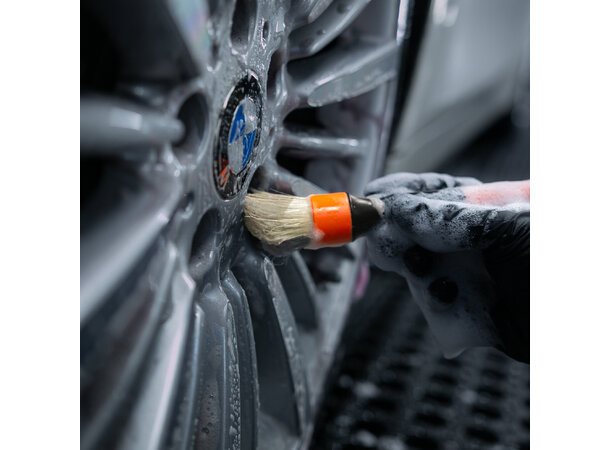 CarPro Detailing Brush Set - 2 stk kjemiresistente detailer-børster