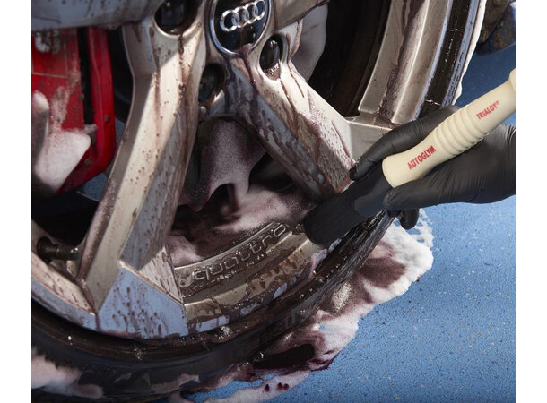 Autoglym Wheel Cleaning Mousse Effektiv skum til rens av felger 