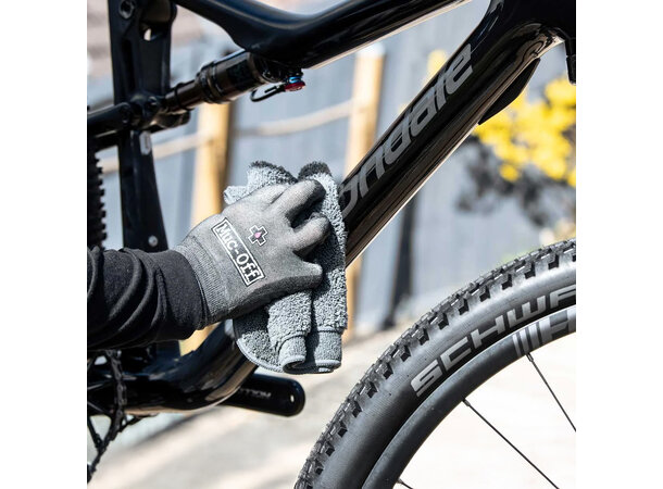 Muc-Off Miracle Shine Motorcycle Polish Høyglans voks og polish 500ml 