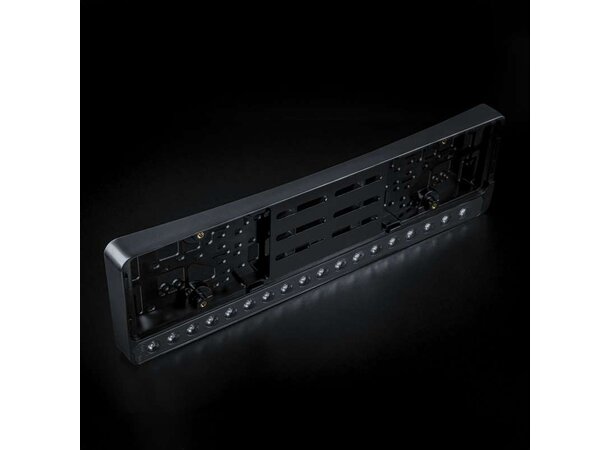 Strands Nuuk E-Line LED Fjernlys – 8100 lumen, 444 m kastelengde