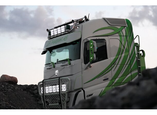 OZZ SQR 7" Black – LED fjernlys med boost og varsellys