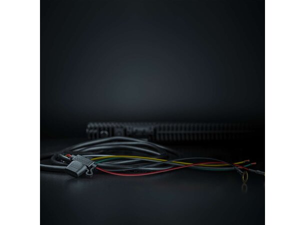 Strands NUUK D-LINE 20? LED-bar – 9600 lm, hvit/oransje poslys