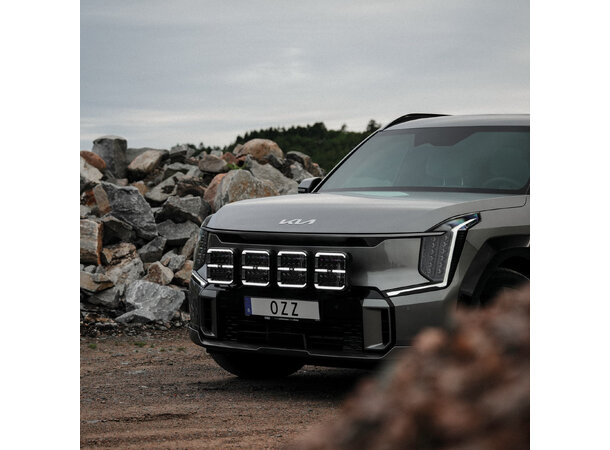 OZZ SQR 9" LED Fjernlys Sort