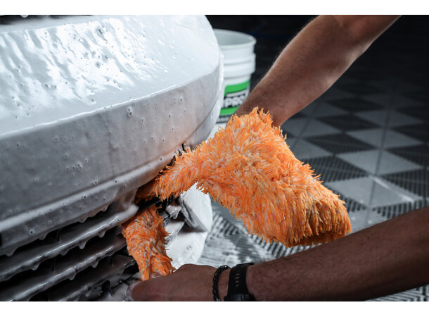 CarPro FairyTail – vaskehanske med integrert mikrofiberhale