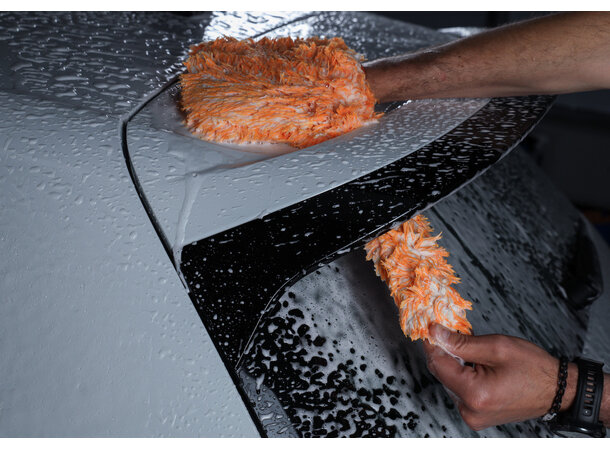 CarPro FairyTail – vaskehanske med integrert mikrofiberhale