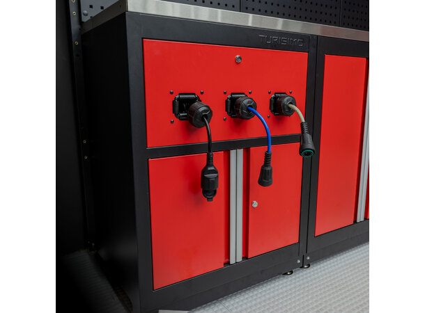 Turisimo multifunksjonsskap med vann, luft og strøm