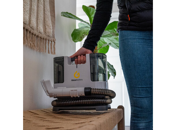 Gloss Factory Tekstilrenser 18V – Effektiv flekkfjerner