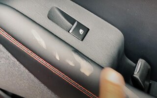 Når unger har sølt i skinnsetene på langtur