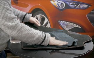 Tekstilmatter i bilen gir 